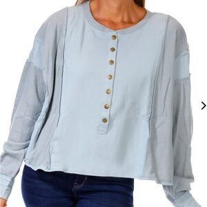 Peach love California Button Women's Top 🆕